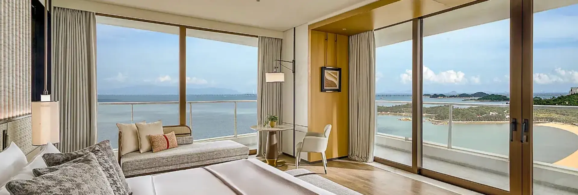 City Icon·Sea View Suite (Zhuhai Fisher Maiden Statue, Opera House & HZM Bridge)