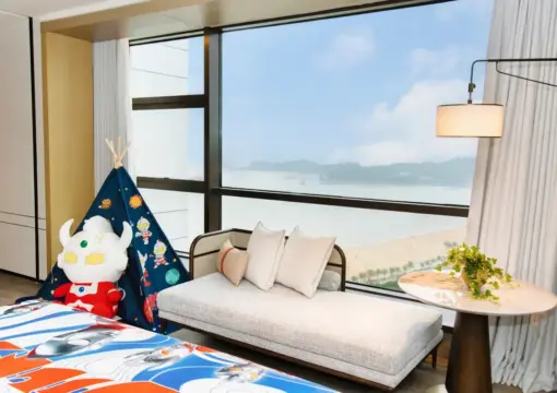 Classic Ultraman And Sea View Suite
