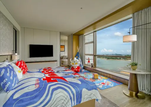 Classic Ultraman And Sea View Suite