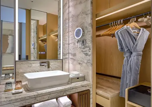 Deluxe Mountain View Twin Room