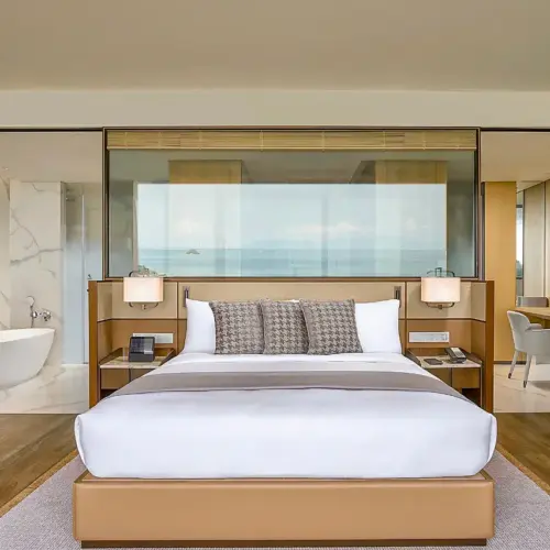 Deluxe Sea View King Room