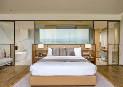 Deluxe Sea View King Room