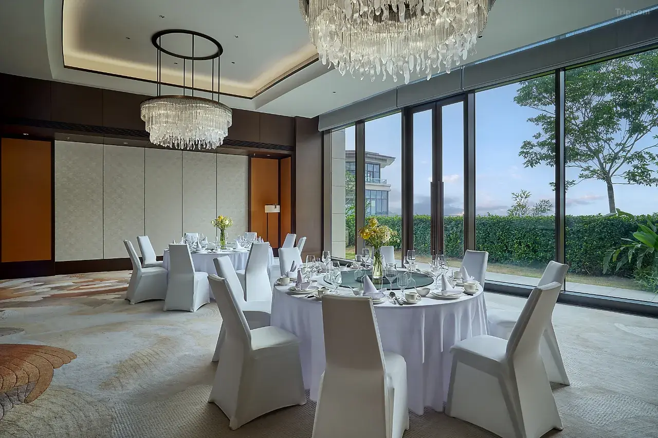 Instalaciones para negocios del Grand Ocean View Hotel Zhuhai (11)