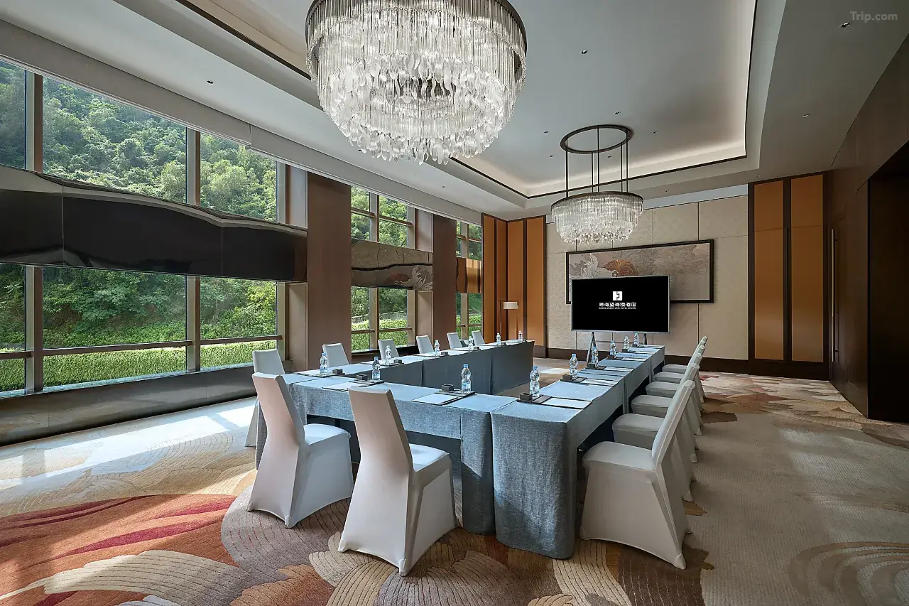 Instalaciones para negocios del Grand Ocean View Hotel Zhuhai (5)