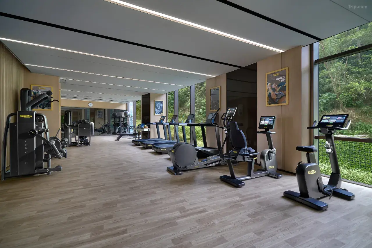 Grand Ocean View Hotel Zhuhai Leisure and reaction (6)