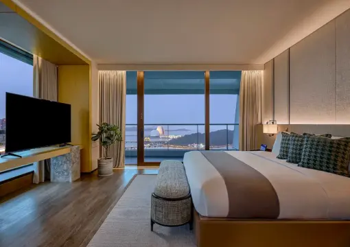 Opera House Sea View King Room