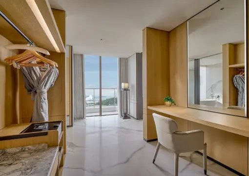 Opera House Sea View King Room